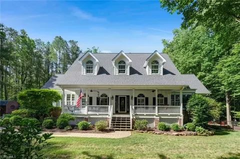 1163 W Nc Highway 62, High Point, NC 27263
