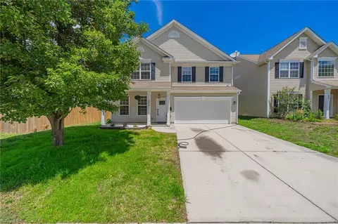 884 Jennifer Ln, High Point, NC 27265