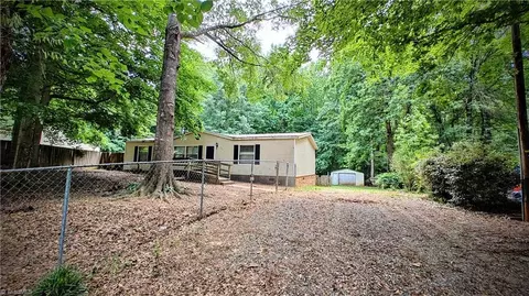 263 Brushy Dr, Lexington, NC 27295