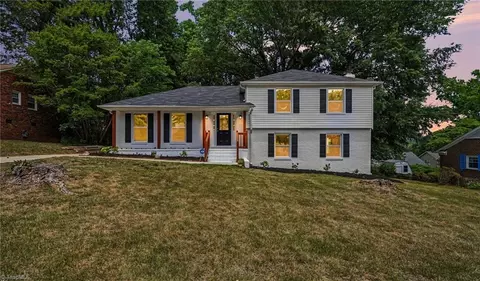2210 Dulaire Rd, Greensboro, NC 27407