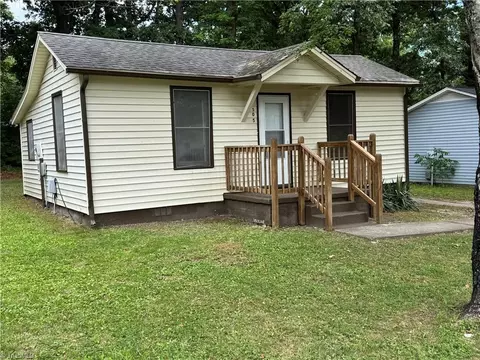 505 Pomeroy Pl, High Point, NC 27260