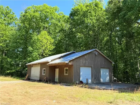 000 Barney Rd, High Point, NC 27265 photo 3