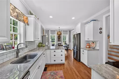 Kitchen - 6975 Kenbridge Dr, Clemmons, NC 27012 photo 4 of 4