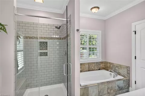 Bath - 6975 Kenbridge Dr, Clemmons, NC 27012 photo 4 of 6