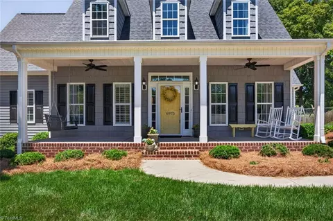 Exterior - 6975 Kenbridge Dr, Clemmons, NC 27012 photo 3 of 8