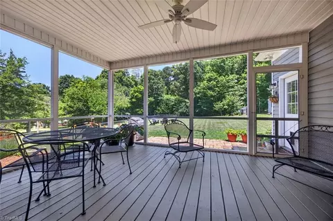 Exterior - 6975 Kenbridge Dr, Clemmons, NC 27012 photo 4 of 8