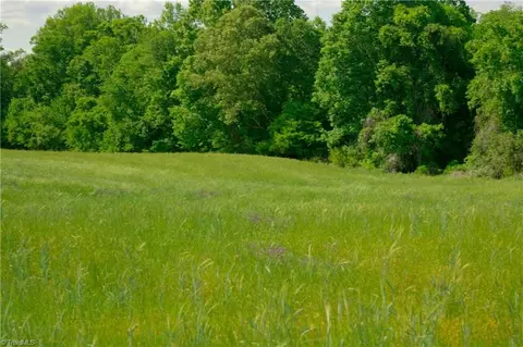 2 Powell Bridge Rd, Harmony, NC 28634 photo 7