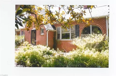 1538 Rogers Ln, Mount Airy, NC 27030