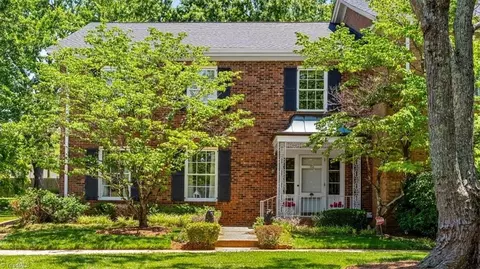 35 Fountain Manor Dr #A, Greensboro, NC 27405