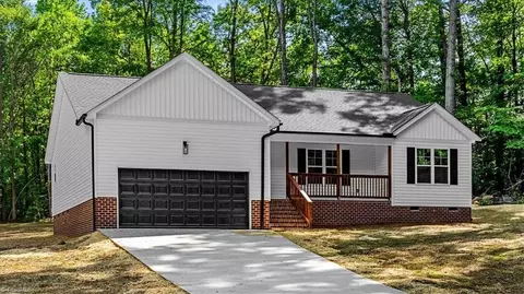 Exterior - 4007 Village Dr, Trinity, NC 27370 photo 4 of 10