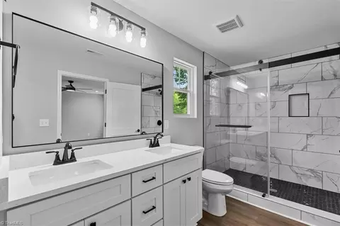 Bath - 4007 Village Dr, Trinity, NC 27370 photo 1 of 2