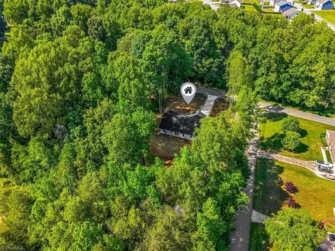 View/Area - 4007 Village Dr, Trinity, NC 27370 photo 4 of 8