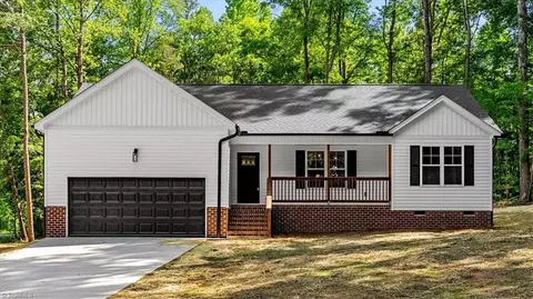 Exterior - 4007 Village Dr, Trinity, NC 27370 photo 2 of 10