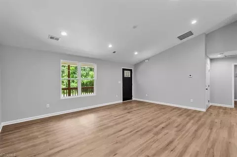 Living - 4007 Village Dr, Trinity, NC 27370 photo 3 of 4