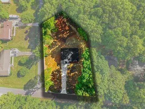 View/Area - 4007 Village Dr, Trinity, NC 27370 photo 1 of 8