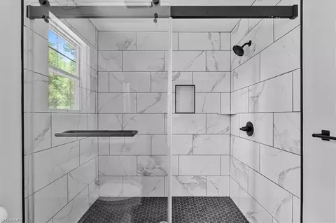 Bath - 4007 Village Dr, Trinity, NC 27370 photo 2 of 2
