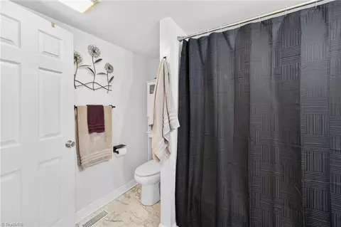 Bath - 300 Sealy Dr, Trinity, NC 27370 photo 1 of 2