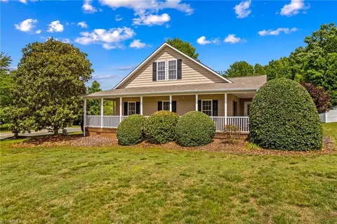 Exterior - 101 Devonshire Ln, Salisbury, NC 28146 photo 7 of 13