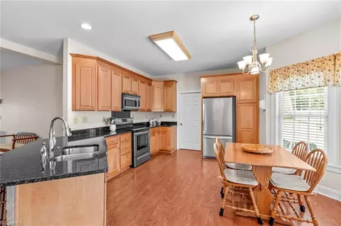 Kitchen - 101 Devonshire Ln, Salisbury, NC 28146 photo 2 of 4