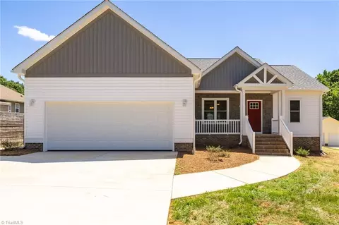 3011 Springhaven Dr, Winston Salem, NC 27103