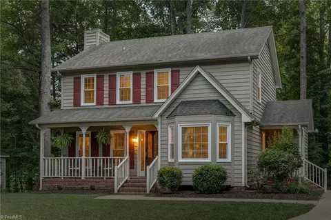 2003 Stratford Pl, Reidsville, NC 27320