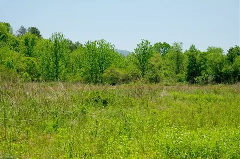 2 Morrison Rd, Morganton, NC 28655 photo 4