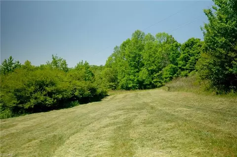 3 Morrison Rd, Morganton, NC 28655 photo 2