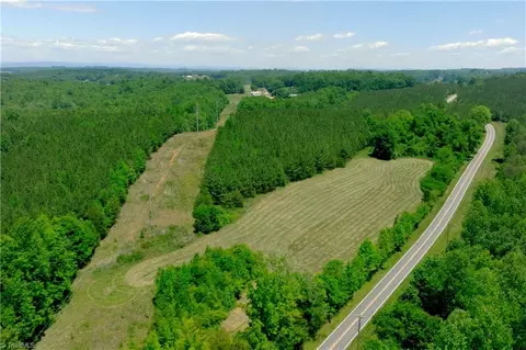 4 Morrison Rd, Morganton, NC 28655 photo 6