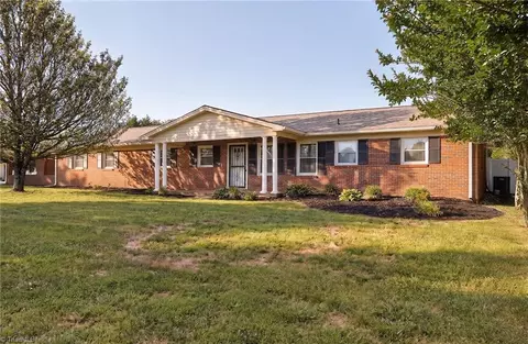 3025 Hickory Tree Rd, Winston Salem, NC 27127