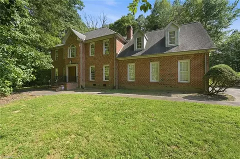5401 Brekenwood Rd, Pleasant Garden, NC 27313