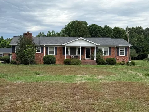 4982 Yanceyville Rd, Browns Summit, NC 27214