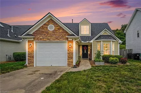 3513 Sunset Hollow Ct, High Point, NC 27265