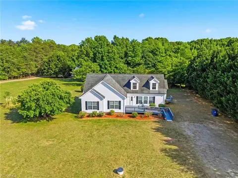 2070 Grooms Rd, Reidsville, NC 27320