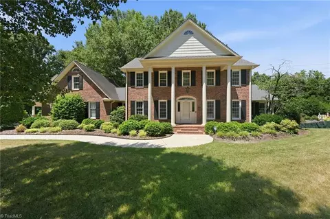 2915 Truitt Dr, Burlington, NC 27215