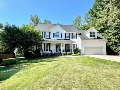 6997 Saratoga Ct, Summerfield, NC 27358