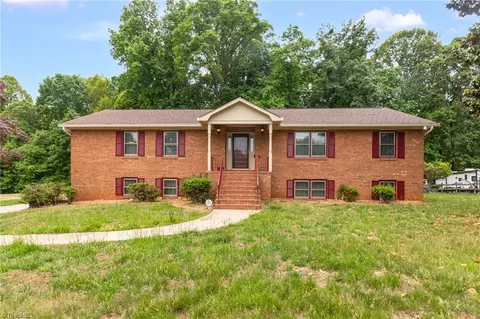 3326 Parrish Rd, Winston Salem, NC 27105