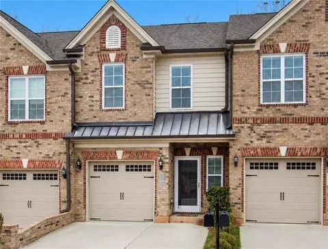 5076 Wyngate Village Dr, Winston Salem, NC 27103