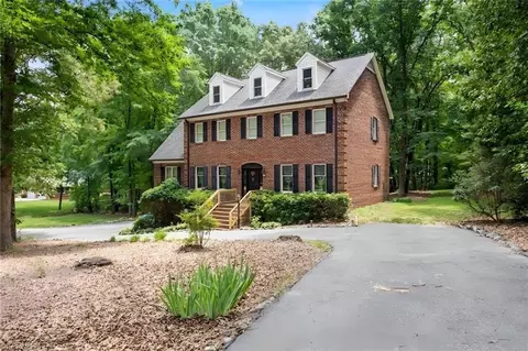 114 Willoughby Park Dr, High Point, NC 27265
