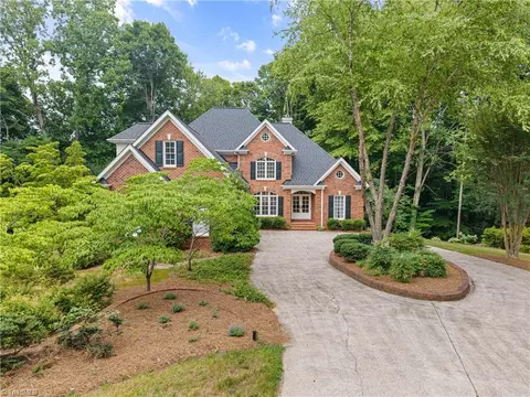 160 Ridge Gate Ct, Lewisville, NC 27023