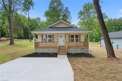 160 Old Fisher Ferry Rd, Thomasville, NC 27360