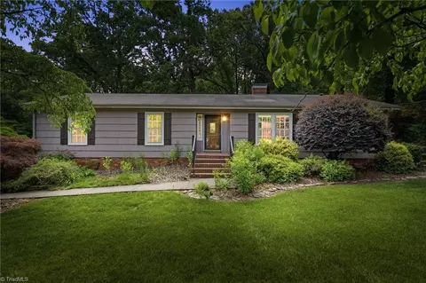 2025 Duckworth Ct, Winston Salem, NC 27106
