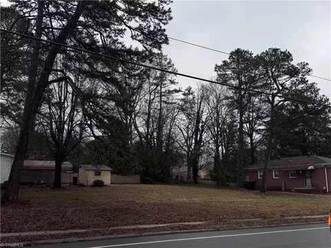2100 Joe Louis Ave, Greensboro, NC 27401