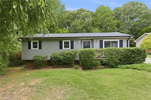 4207 Pheasant Ridge Dr, Sophia, NC 27350