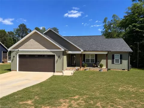 4398 Nc Highway 135, Stoneville, NC 27048