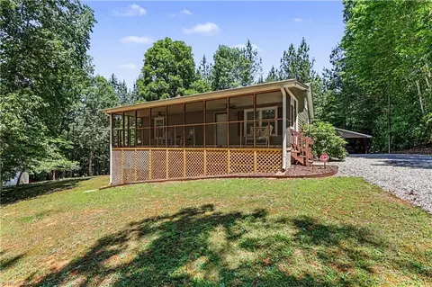 404 Kennedy Farm Rd, Trinity, NC 27370