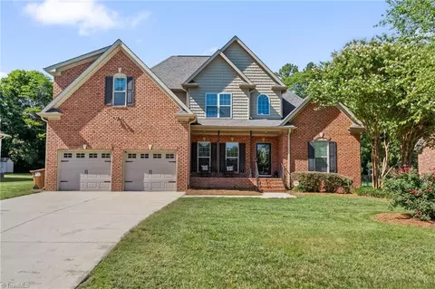 192 Loganberry Ct, Clemmons, NC 27012