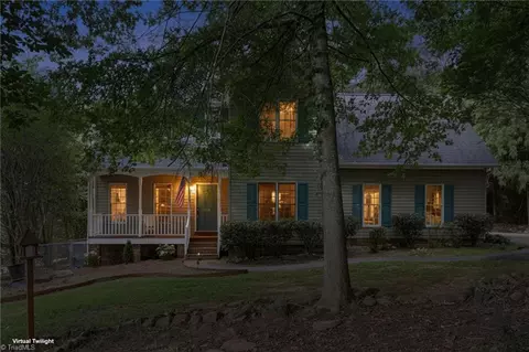 7509 Keating Dr, Oak Ridge, NC 27310