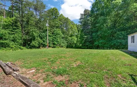 1709 Bud Tilley Rd, Pinnacle, NC 27043 photo 5
