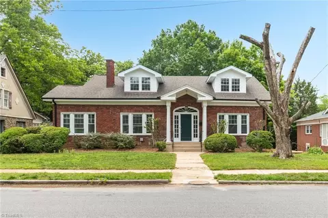 309 Hillcrest Dr, Lexington, NC 27292