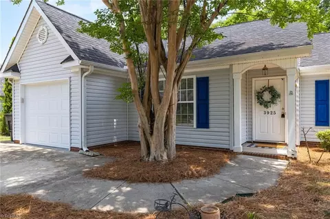 3925 Hickswood Forest Ct, High Point, NC 27265